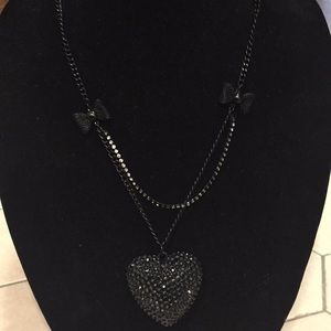 Betsey Johnson heart necklace